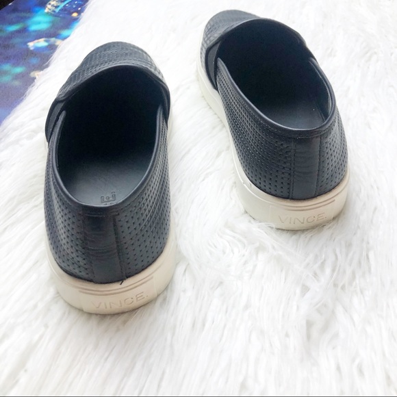 Vince Black perforated slip on shoes - Picture 3 of 3